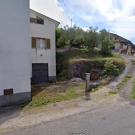 Con Solo Camera E Bagno Senza Cucina 3*