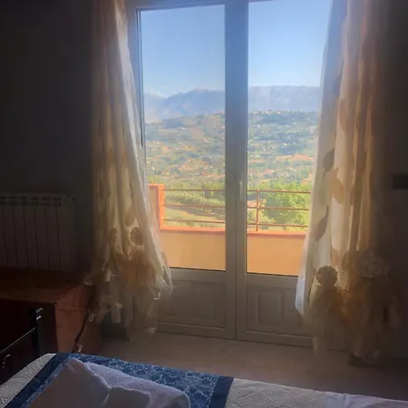 Con Solo Camera E Bagno Senza Cucina Affittacamere Casale (Abruzzo)